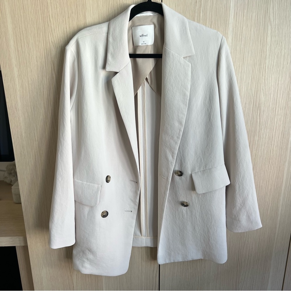 Wilfred Classic Cream Blazer